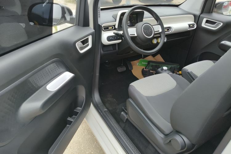 Used Wuling Hongguang MINIEV 2024 3rd Generation 215km Youth Edition Driver Seat