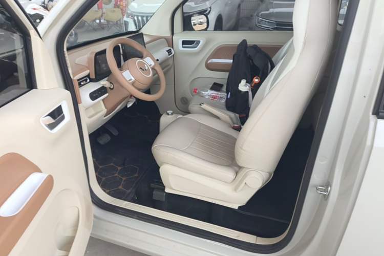 Used Wuling Hongguang MINIEV 2024 3rd Generation 215km Youth Edition Driver Seat