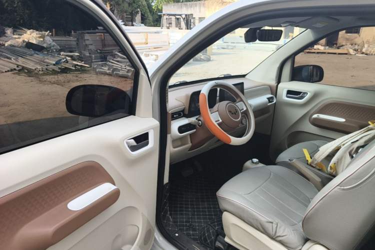 Used Wuling Hongguang MINIEV 2024 3rd Generation 215km Advanced Version Driver Seat