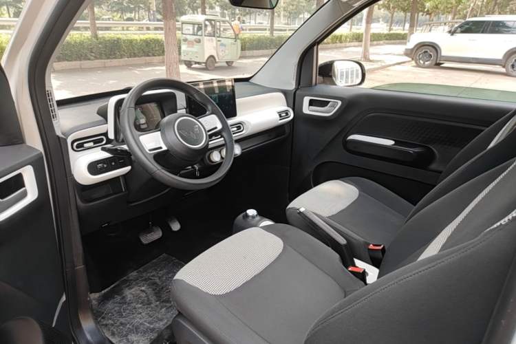 Used Wuling Hongguang MINIEV 2024 3rd Generation 215km Youth Edition Driver Seat