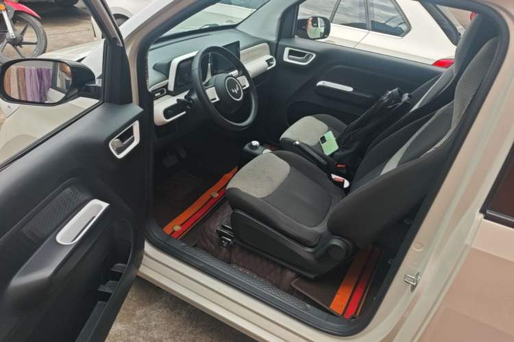 Used Wuling Hongguang MINIEV 2024 3rd Generation 215km Advanced Version Driver Seat