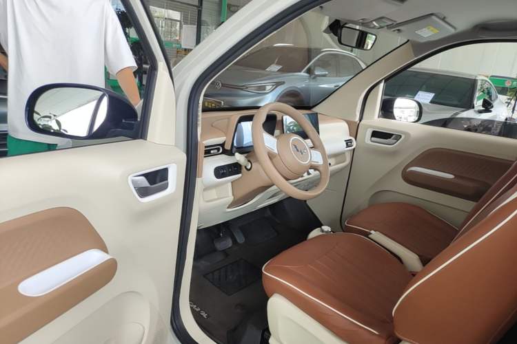 Used Wuling Hongguang MINIEV 2024 3rd Generation 215km Youth Edition Driver Seat