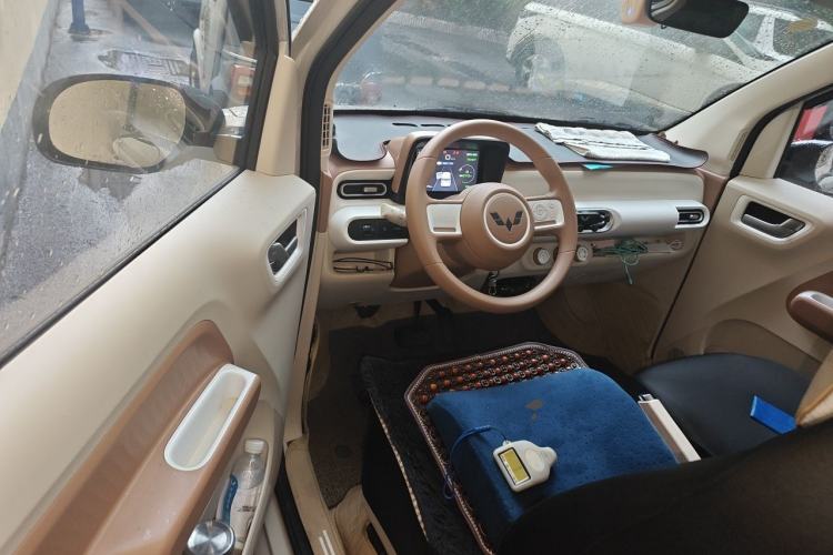 Used Wuling Hongguang MINIEV 2024 3rd Generation 215km Youth Edition Driver Seat