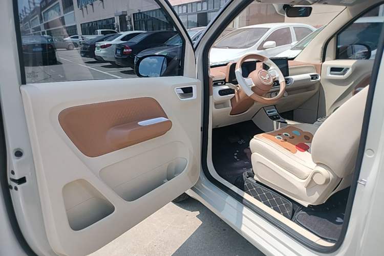 Used Wuling Hongguang MINIEV 2024 3rd Generation 215km Youth Edition Driver Seat