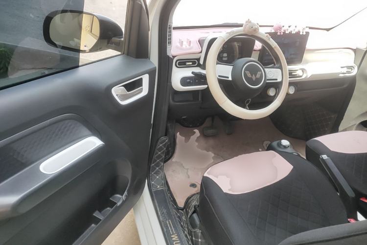 Used Wuling Hongguang MINIEV 2024 3rd Generation 215km Youth Edition Driver Seat
