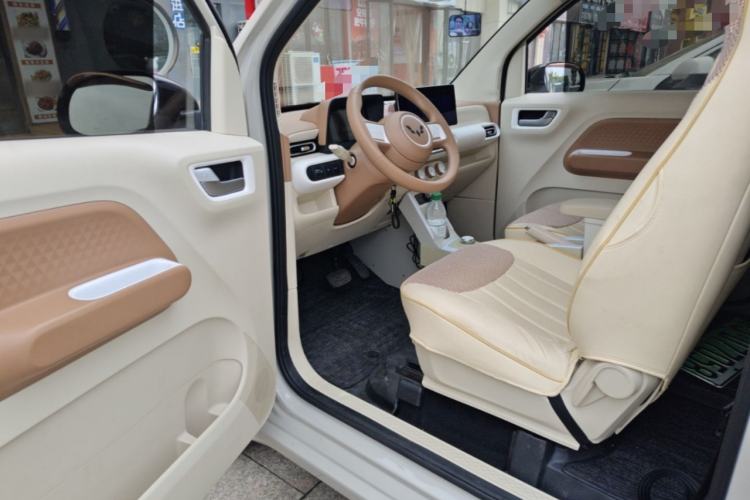 Used Wuling Hongguang MINIEV 2024 3rd Generation 215km Youth Edition Driver Seat