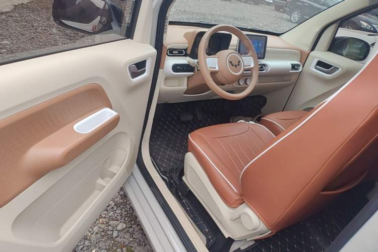 Used Wuling Hongguang MINIEV 2024 3rd Generation 215km Youth Edition Driver Seat