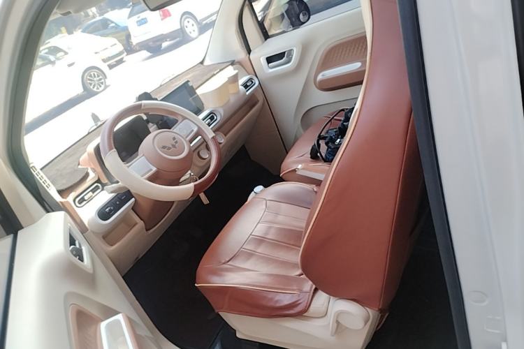 Used Wuling Hongguang MINIEV 2024 3rd Generation 215km Advanced Version Driver Seat