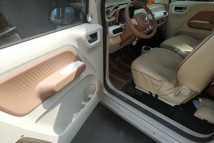 Used Wuling Hongguang MINIEV 2024 3rd Generation 215km Youth Edition Driver Seat