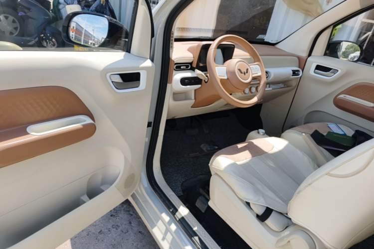 Used Wuling Hongguang MINIEV 2024 3rd Generation 215km Youth Edition Driver Seat