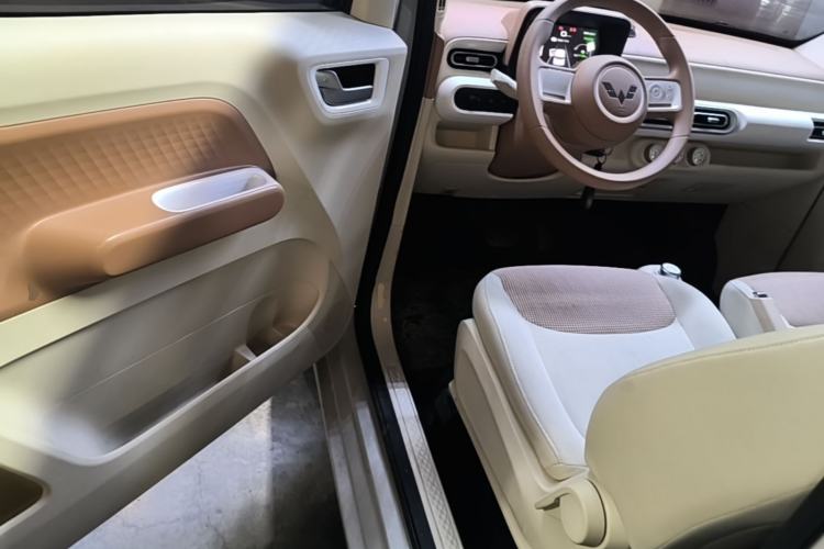 Used Wuling Hongguang MINIEV 2024 3rd Generation 215km Youth Edition Driver Seat
