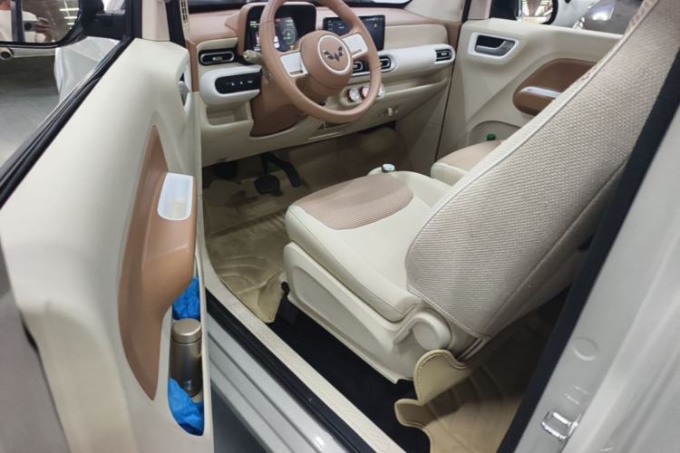 Used Wuling Hongguang MINIEV 2024 3rd Generation 215km Youth Edition Driver Seat