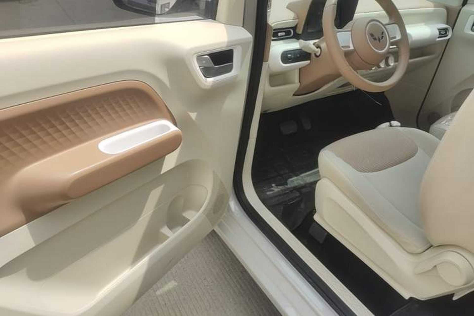 Used Wuling Hongguang MINIEV 2024 3rd Generation 215km Youth Edition Driver Seat