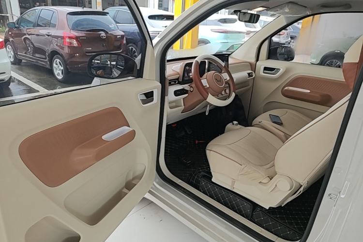 Used Wuling Hongguang MINIEV 2024 3rd Generation 215km Youth Edition Driver Seat