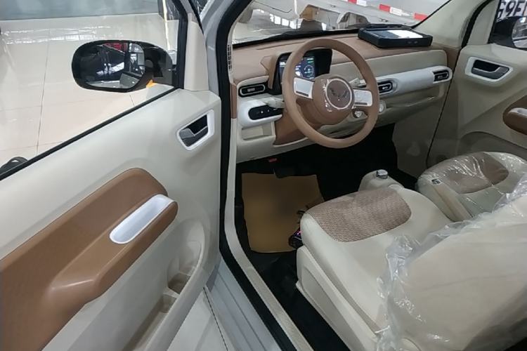 Used Wuling Hongguang MINIEV 2024 3rd Generation 215km Youth Edition Driver Seat