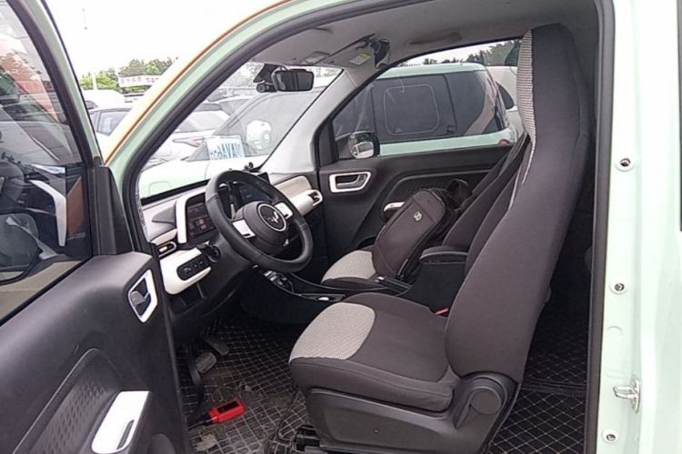 Used Wuling Hongguang MINIEV 2024 3rd Generation 215km Advanced Version Driver Seat