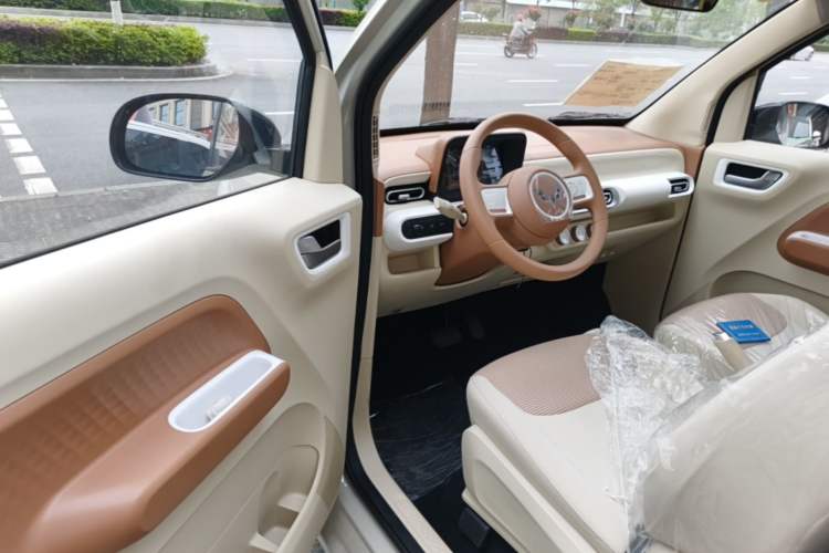 Used Wuling Hongguang MINIEV 2024 3rd Generation 215km Youth Edition Driver Seat