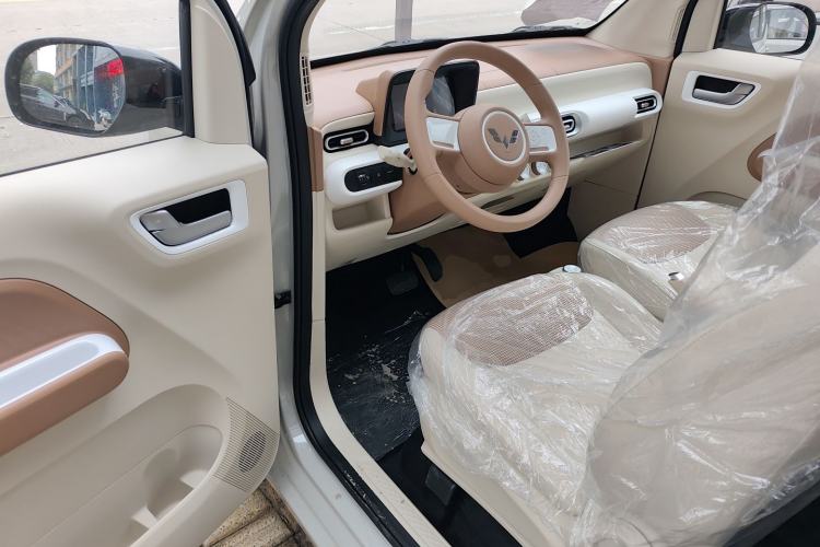 Used Wuling Hongguang MINIEV 2024 3rd Generation 215km Youth Edition Driver Seat