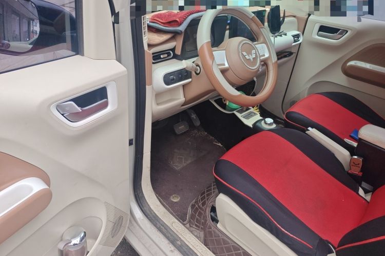 Used Wuling Hongguang MINIEV 2024 3rd Generation 215km Advanced Version Driver Seat