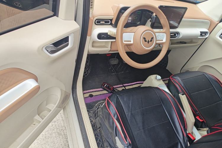 Used Wuling Hongguang MINIEV 2024 3rd Generation 215km Youth Edition Driver Seat