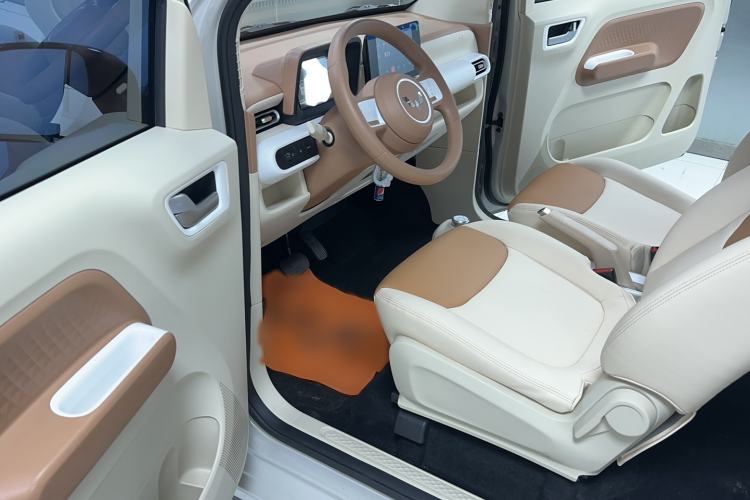 Used Wuling Hongguang MINIEV 2024 3rd Generation 215km Advanced Version Driver Seat