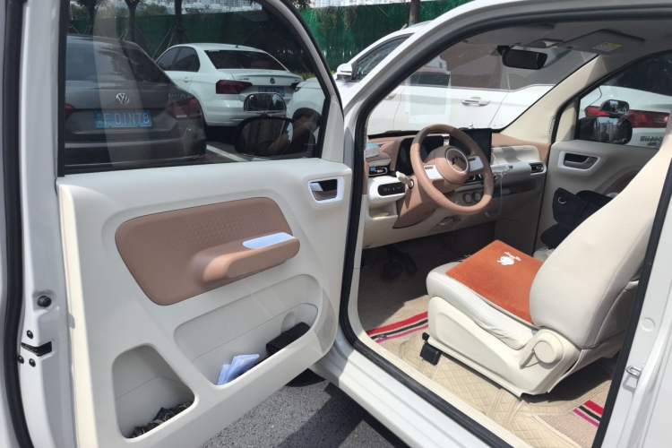 Used Wuling Hongguang MINIEV 2024 3rd Generation 215km Youth Edition Driver Seat