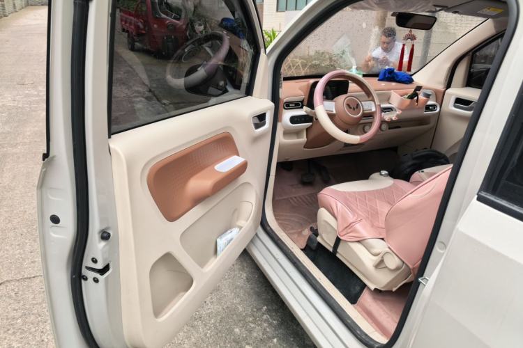 Used Wuling Hongguang MINIEV 2024 3rd Generation 215km Youth Edition Driver Seat