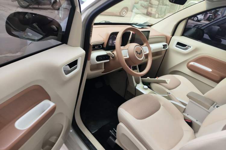 Used Wuling Hongguang MINIEV 2024 3rd Generation 215km Advanced Version Driver Seat