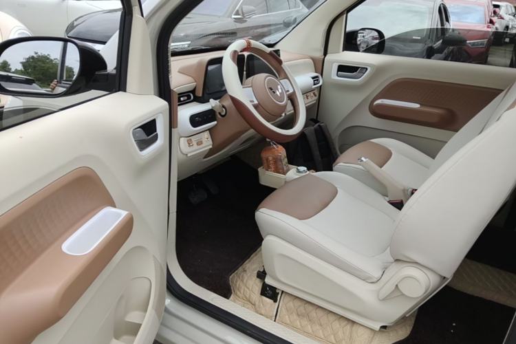 Used Wuling Hongguang MINIEV 2024 3rd Generation 215km Advanced Version Driver Seat