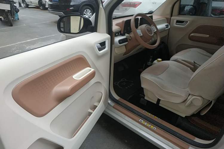 Used Wuling Hongguang MINIEV 2024 3rd Generation 215km Advanced Version Driver Seat