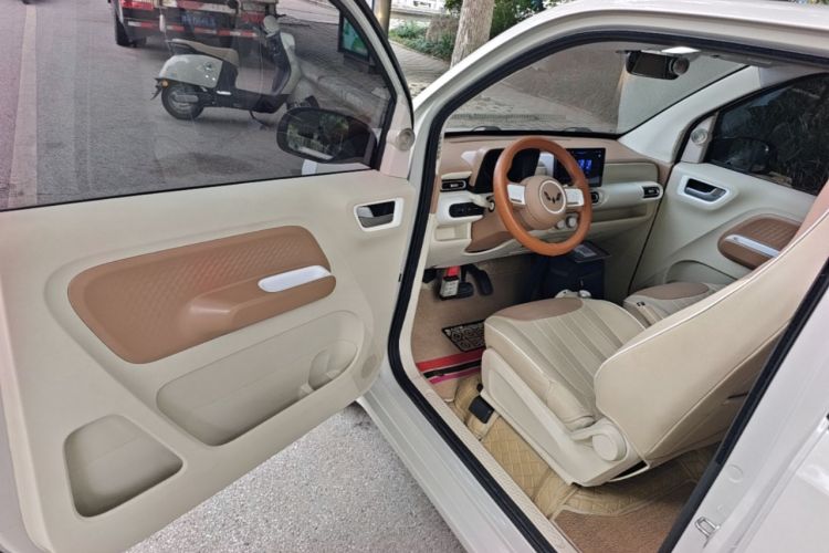 Used Wuling Hongguang MINIEV 2024 3rd Generation 215km Youth Edition Driver Seat