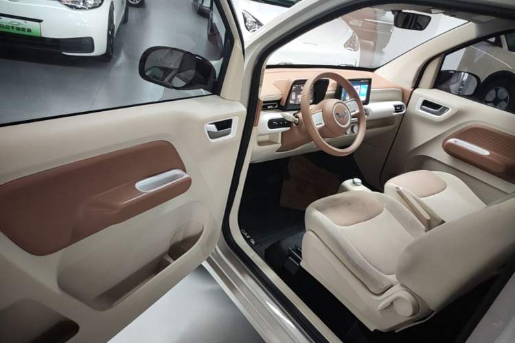 Used Wuling Hongguang MINIEV 2024 3rd Generation 215km Youth Edition Driver Seat
