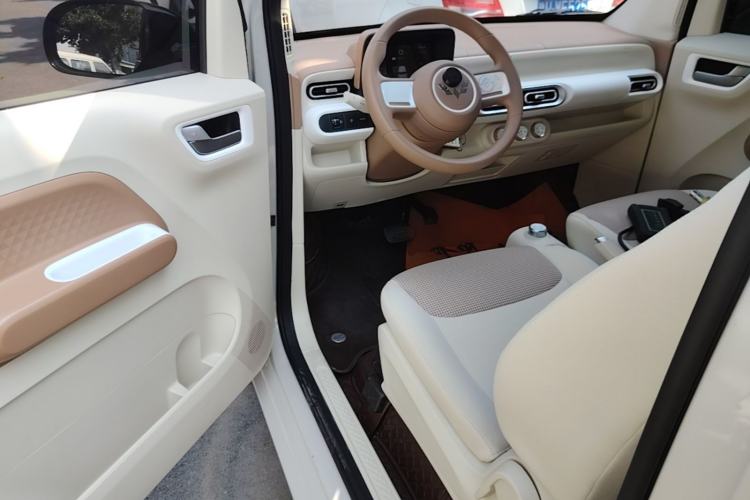 Used Wuling Hongguang MINIEV 2024 3rd Generation 215km Youth Edition Driver Seat