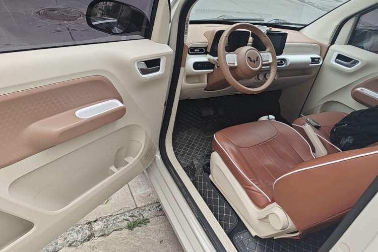 Used Wuling Hongguang MINIEV 2024 3rd Generation 215km Advanced Version Driver Seat
