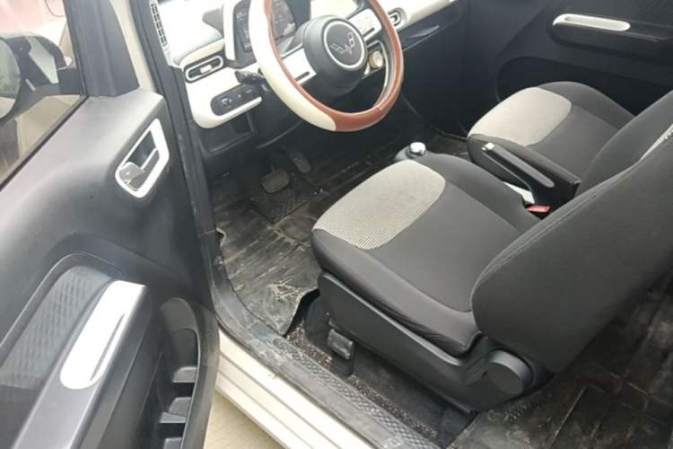 Used Wuling Hongguang MINIEV 2024 3rd Generation 215km Youth Edition Driver Seat