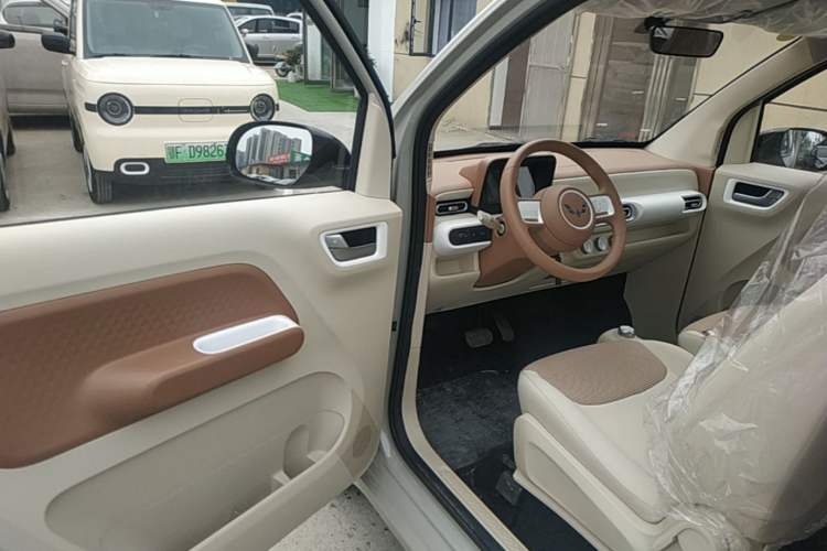 Used Wuling Hongguang MINIEV 2024 3rd Generation 215km Youth Edition Driver Seat