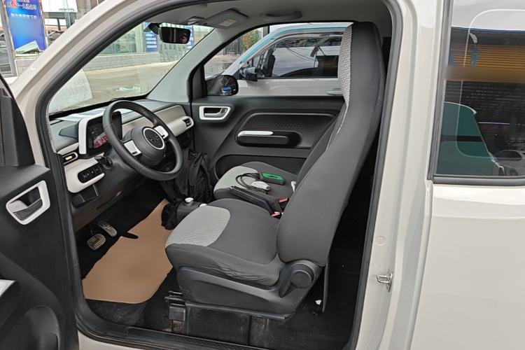Used Wuling Hongguang MINIEV 2024 3rd Generation 215km Youth Edition Driver Seat