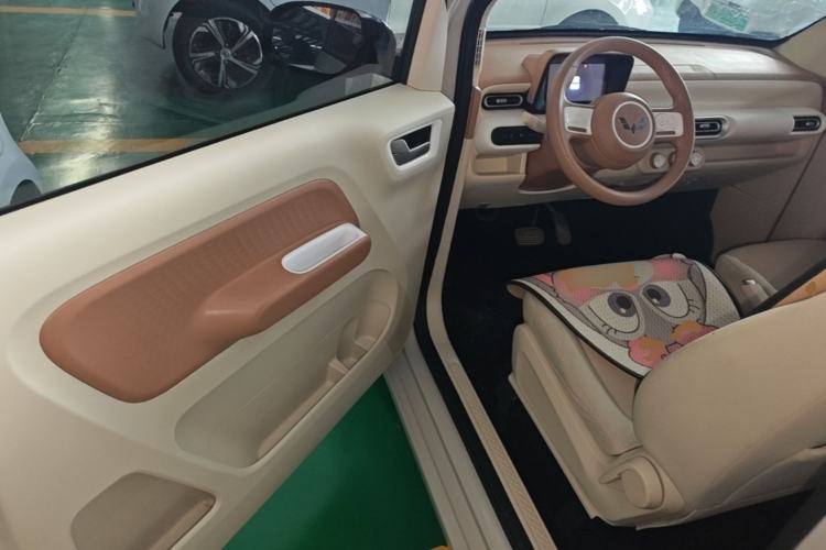 Used Wuling Hongguang MINIEV 2024 3rd Generation 215km Youth Edition Driver Seat