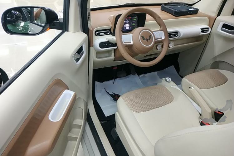 Used Wuling Hongguang MINIEV 2024 3rd Generation 215km Youth Edition Driver Seat