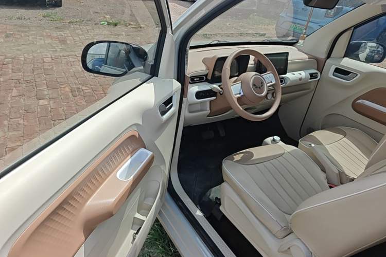 Used Wuling Hongguang MINIEV 2024 3rd Generation 215km Youth Edition Driver Seat