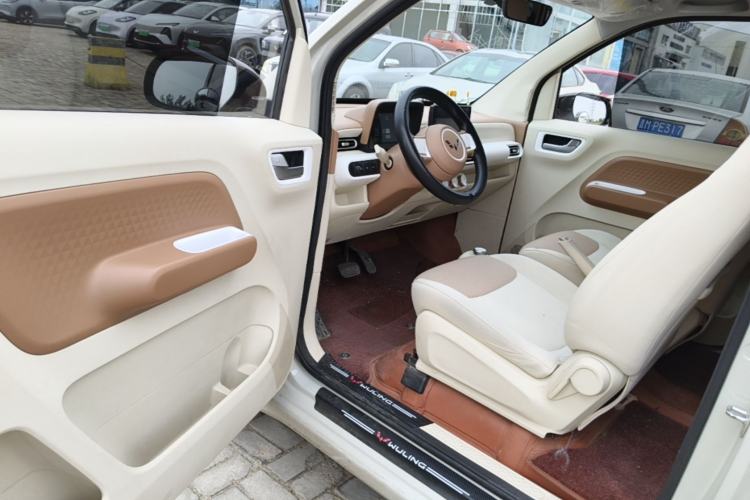 Used Wuling Hongguang MINIEV 2024 3rd Generation 215km Youth Edition Driver Seat