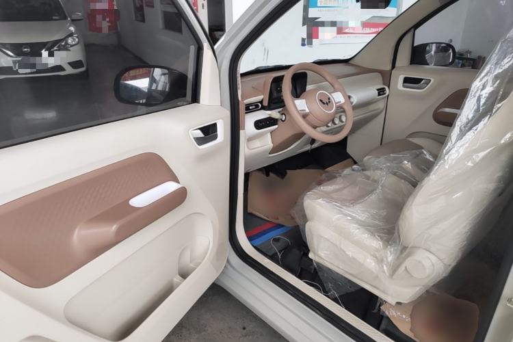 Used Wuling Hongguang MINIEV 2024 3rd Generation 215km Youth Edition Driver Seat