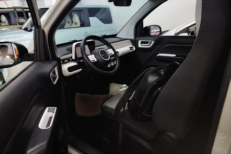 Used Wuling Hongguang MINIEV 2024 3rd Generation 215km Youth Edition Driver Seat