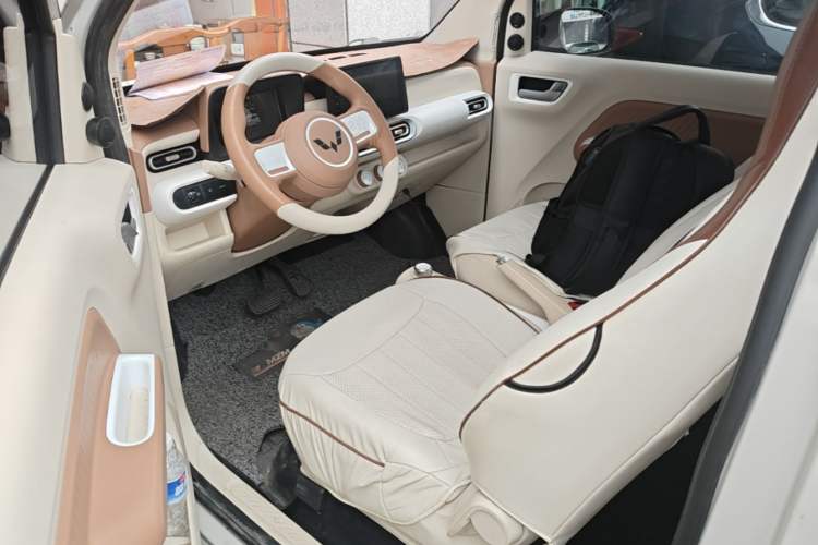 Used Wuling Hongguang MINIEV 2024 3rd Generation 215km Youth Edition Driver Seat