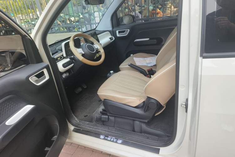 Used Wuling Hongguang MINIEV 2024 3rd Generation 215km Youth Edition Driver Seat