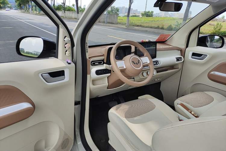 Used Wuling Hongguang MINIEV 2024 3rd Generation 215km Youth Edition Driver Seat