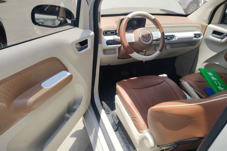 Used Wuling Hongguang MINIEV 2024 3rd Generation 215km Youth Edition Driver Seat