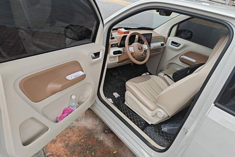 Used Wuling Hongguang MINIEV 2024 3rd Generation 215km Youth Edition Driver Seat