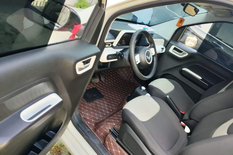 Used Wuling Hongguang MINIEV 2024 3rd Generation 215km Advanced Version Driver Seat