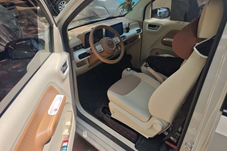 Used Wuling Hongguang MINIEV 2024 3rd Generation 215km Youth Edition Driver Seat